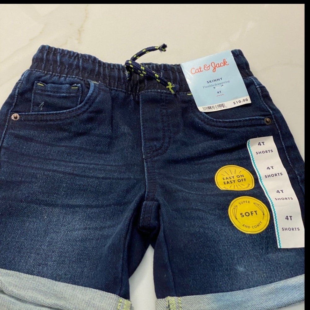 CAT & JACK JEAN 4T SHORTS NEW